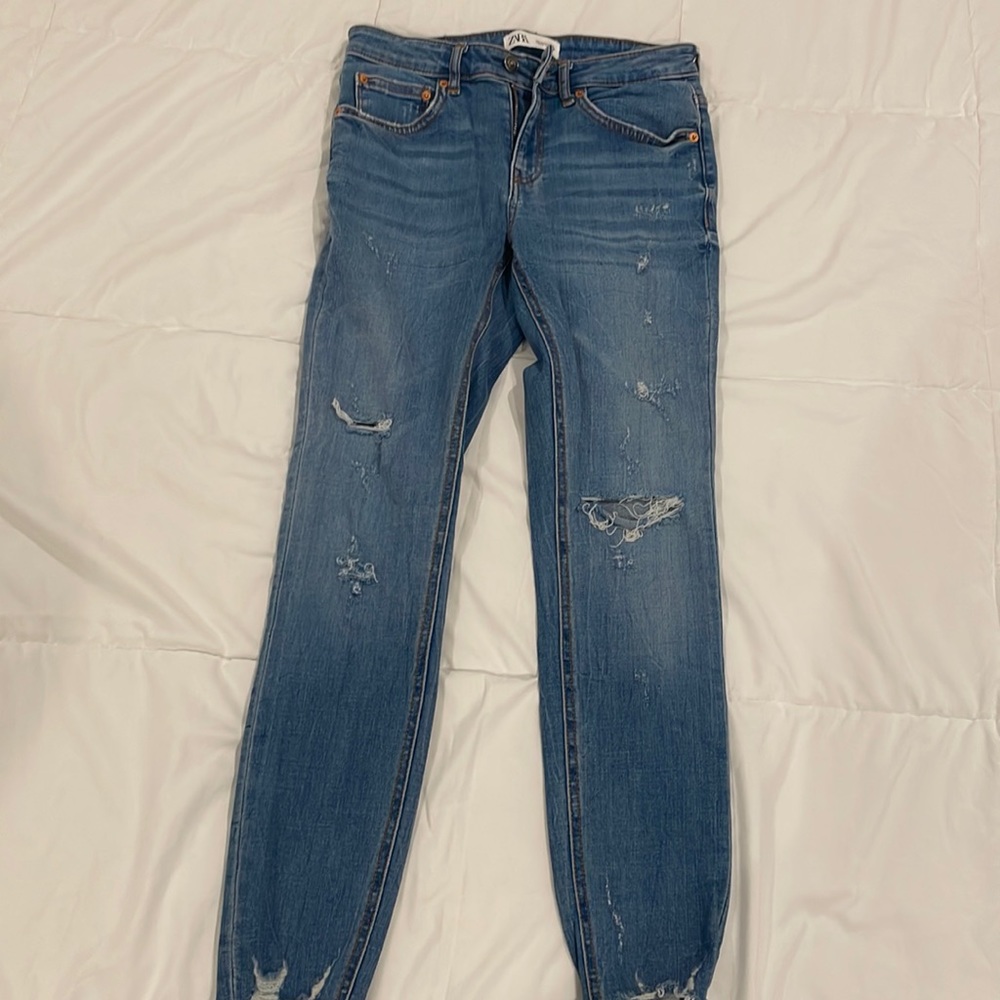 Zara distressed Jeans